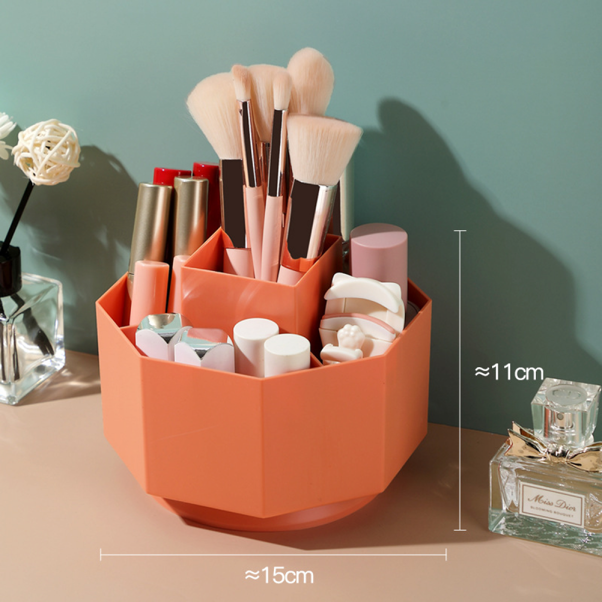 Cutie rotativă pentru pensule și rujuri – organizare practică și elegantă