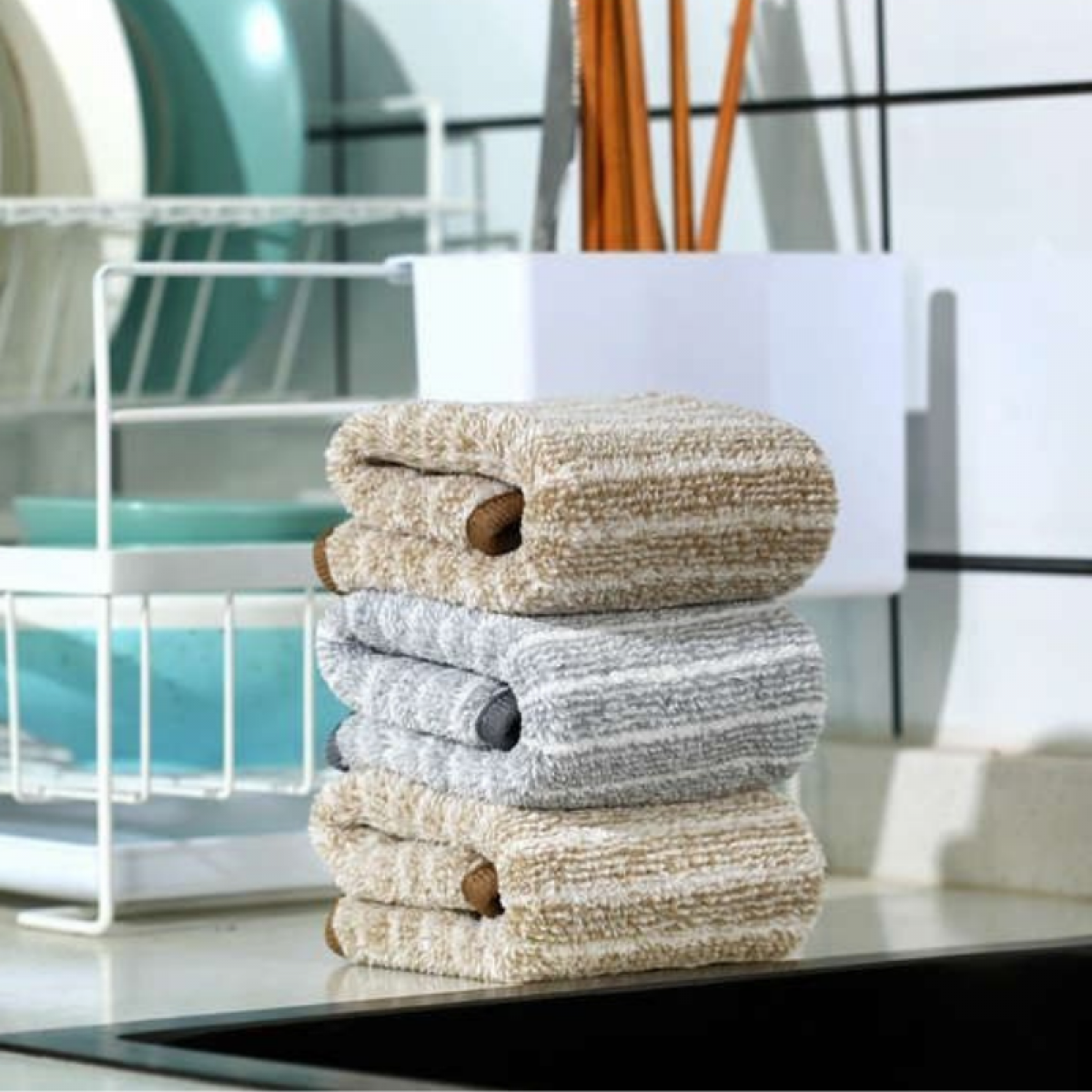 Set 5 Lavete din Microfibră + Agățător – Curățare Rapidă & Fără Urme