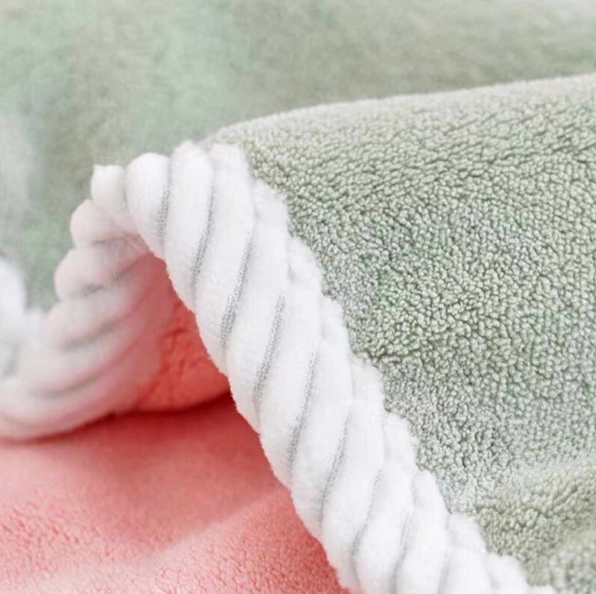 Prosop de Păr Ultra-Absorbant – Uscare rapidă și Confortabilă