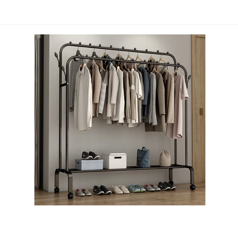 Suport de Haine Suspendat din Metal cu Poliță și Cârlige Laterale – Design Modern & Funcționalitate Maximă